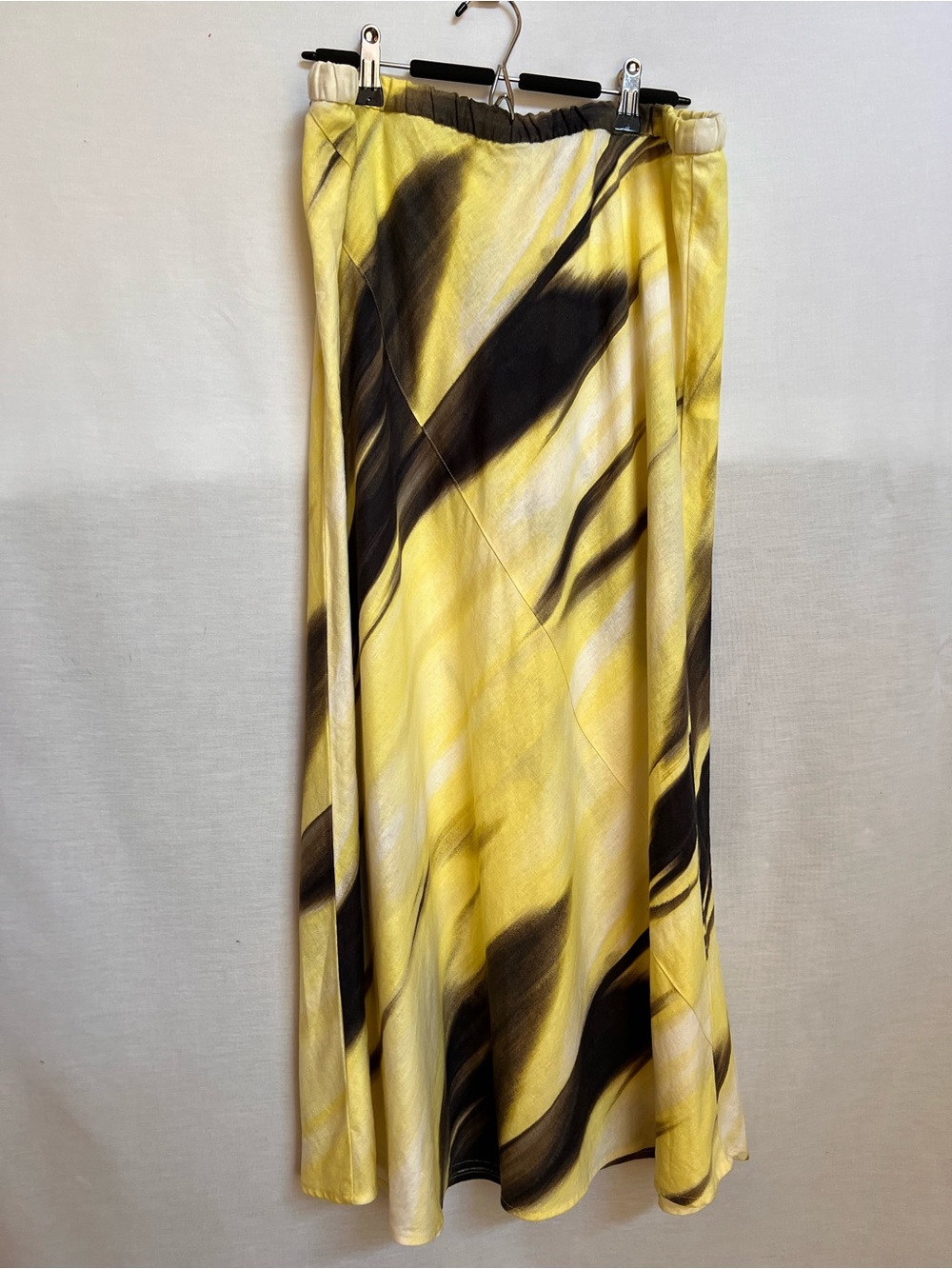 Dkny Yellow and Black Linen Blend Abstract-Print Maxi Skirt